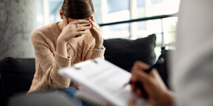 Programa capacita enfermeiros para ampliar atendimento em saúde mental no SUS