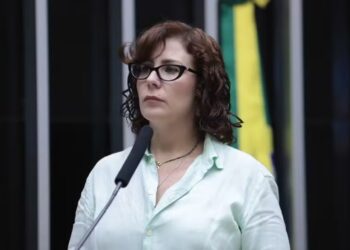 Justiça italiana autoriza extradição de Carla Zambelli ao Brasil