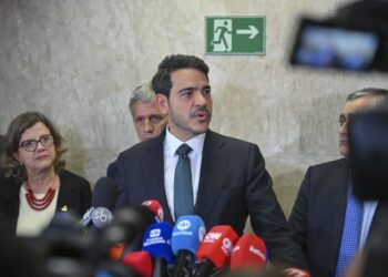 Senado rejeita indicação de Jorge Messias ao STF em votação histórica