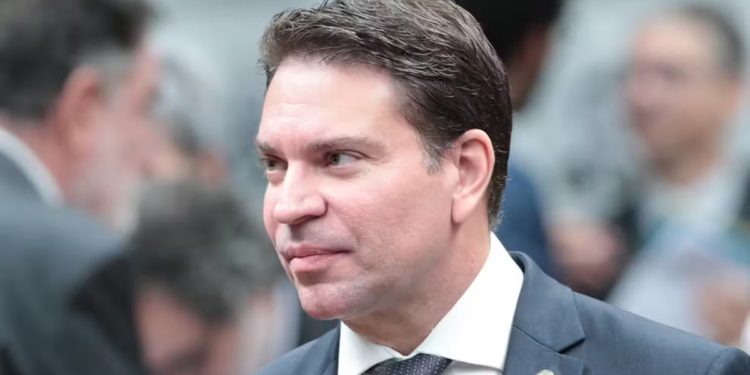 Ex-diretor da Abin Alexandre Ramagem é preso nos Estados Unidos