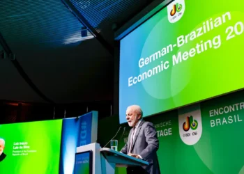 Lula fala em “reciprocidade” após EUA expulsarem delegado da PF