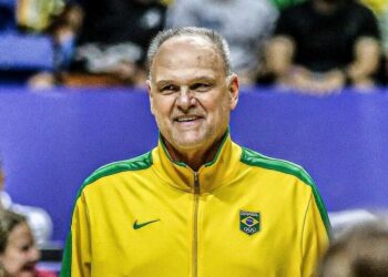 Morre Oscar Schmidt, maior pontuador da história do basquete, aos 68 anos