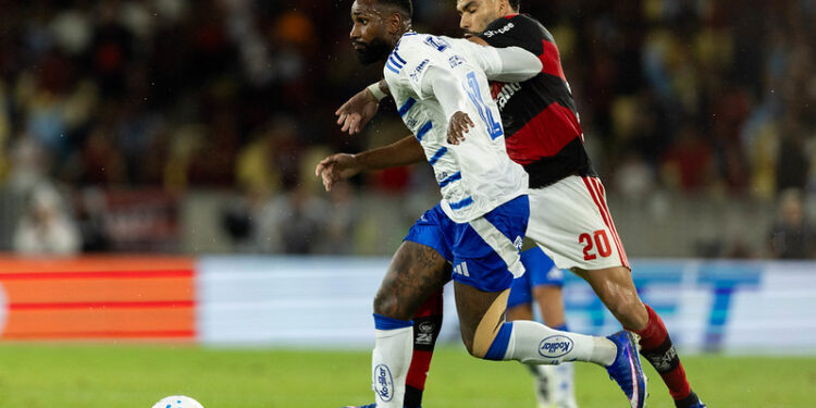 Cruzeiro terá duelo brasileiro contra o Flamengo nas oitavas da Libertadores