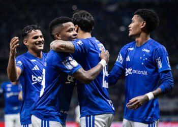 Cruzeiro vence Goiás e avança às oitavas da Copa do Brasil