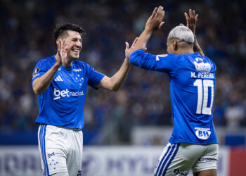 Cruzeiro goleia no Mineirão, atropela o Barcelona e avança às oitavas da Libertadores