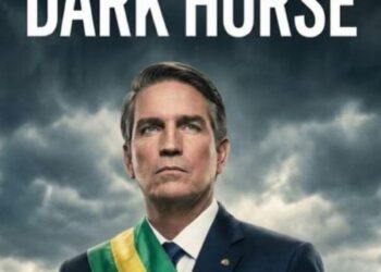 Denúncias sobre filme de Bolsonaro expõem comida estragada, baixos cachês e revistas íntimas em set