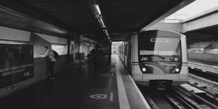 Metrô prometido por Marco Antônio desaparece e jardim linear também fica no papel