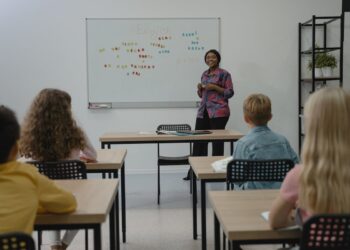Professores de inglês podem se inscrever para curso nos EUA
