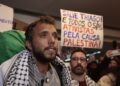 Mãe de ativista brasileiro detido por Israel morre em Brasília