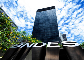 Marca do BNDES dispara e ultrapassa US$ 900 milhões em valor, aponta consultoria internacional