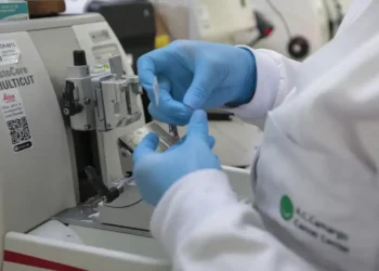 SUS vai oferecer nova terapia para pacientes com leucemia mieloide aguda
