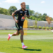 Neymar reaparece em treino da Seleção, mas segue fora dos planos para duelo contra o Haiti