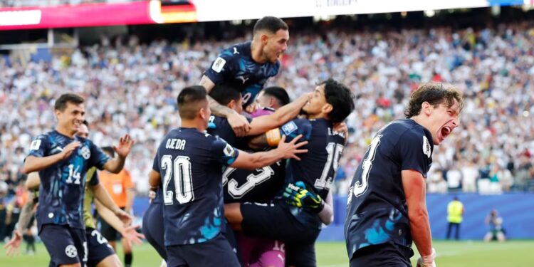 Paraguai derruba a Alemanha nos pênaltis e avança às oitavas da Copa do Mundo