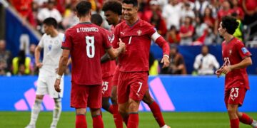 Cristiano Ronaldo faz história mais uma vez e lidera goleada de Portugal sobre o Uzbequistão na Copa do Mundo