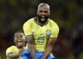 Brasil goleia Panamá no Maracanã e anima torcida antes da Copa do Mundo