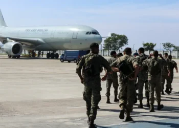 Brasil amplia ajuda à Venezuela com envio de hospital móvel, militares e medicamentos