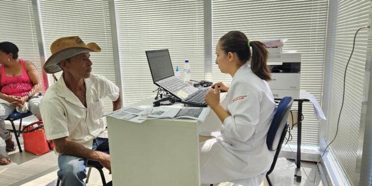 Carreta Santa Casa BH celebra dois anos ampliando o acesso a exames preventivos em Minas