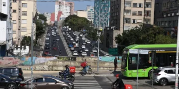 Crédito para comprar motos e bicicletas elétricas já está disponível; veja quem pode solicitar