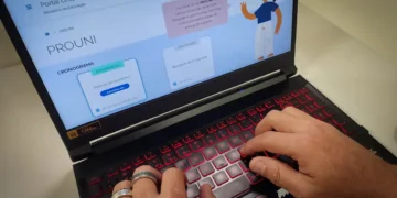 Pré-selecionados na primeira chamada do Prouni têm até sexta-feira para comprovar informações
