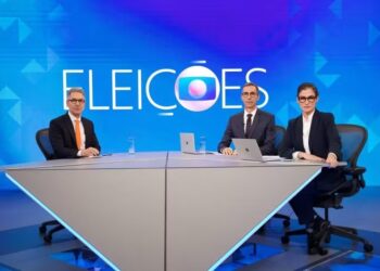 Zema enfrenta perguntas sobre gestão em Minas e comete gafe ao falar de feminicídio no Jornal Nacional