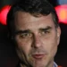 Mensagens e fotos ligam Flávio Bolsonaro a encontros com garotas de programa em hotéis de luxo