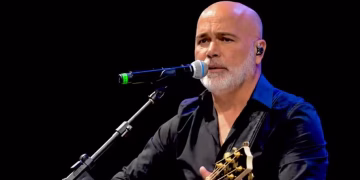 Buscas por helicóptero com cantor Rick entram no segundo dia em Santa Catarina