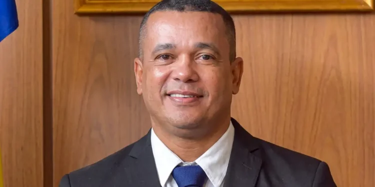Secretário de Segurança é afastado após defender prisão de eleitores do PT no Maranhão