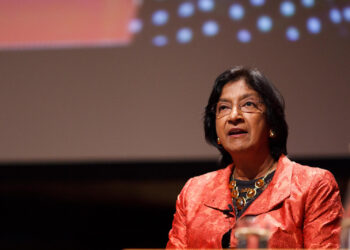 Nobel da Paz é concedido à jurista sul-africana Navi Pillay