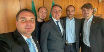 A FUGA DAS GALINHAS