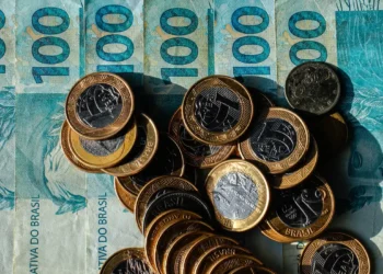 Inflação sobe 0,82% em setembro e volta a ficar acima do teto da meta