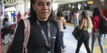 Fim da escala 6×1 amplia tempo de descanso e deve ter impacto maior na vida das mulheres