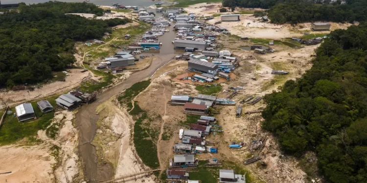 El Niño ganha força e pode provocar seca, calor e chuvas extremas no Brasil