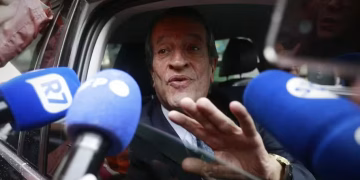Direita se distancia de Flávio e rejeita contestação das urnas após carta nos EUA